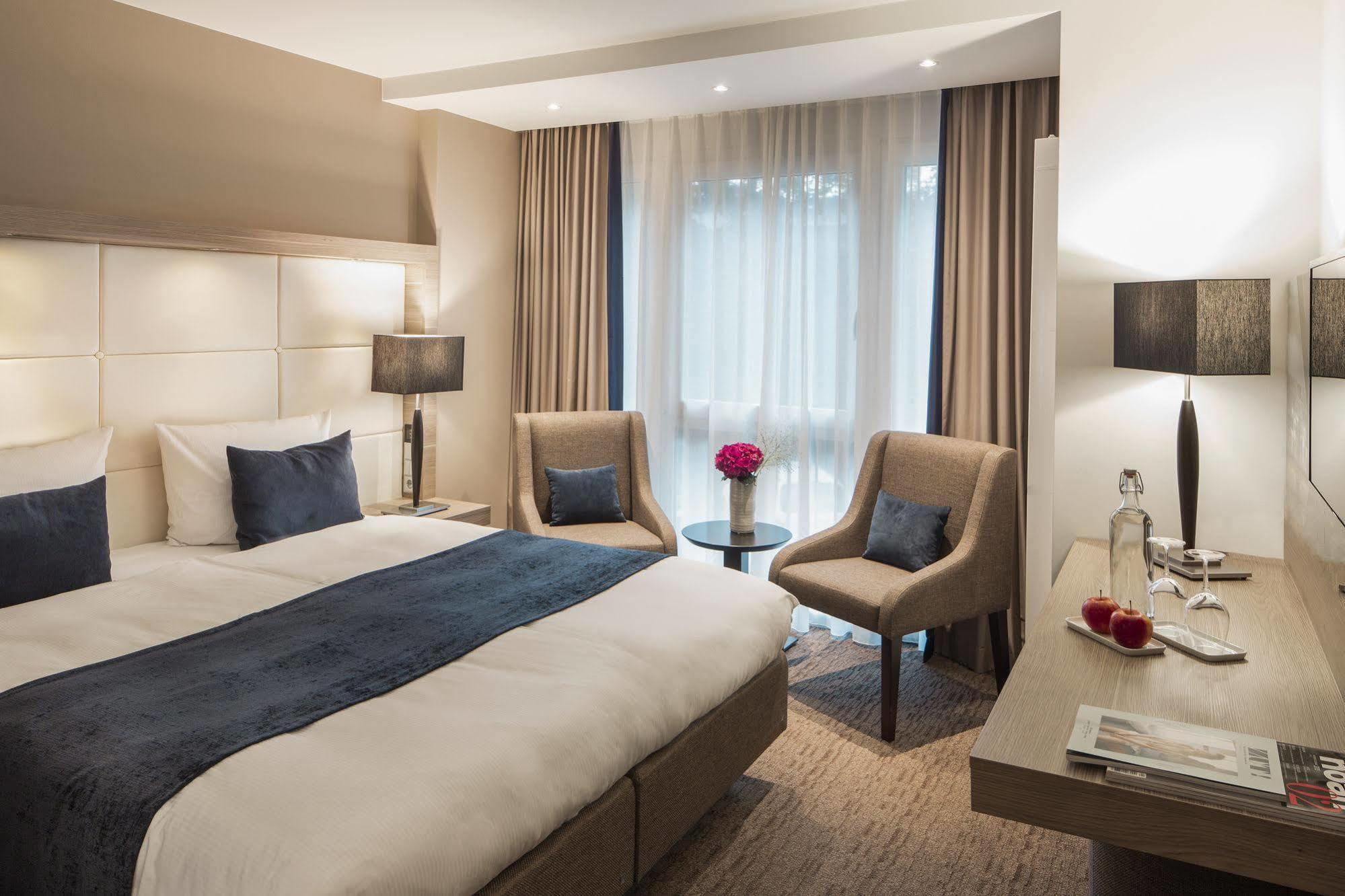 The Alex Hotel Freiburg im Breisgau Dış mekan fotoğraf
