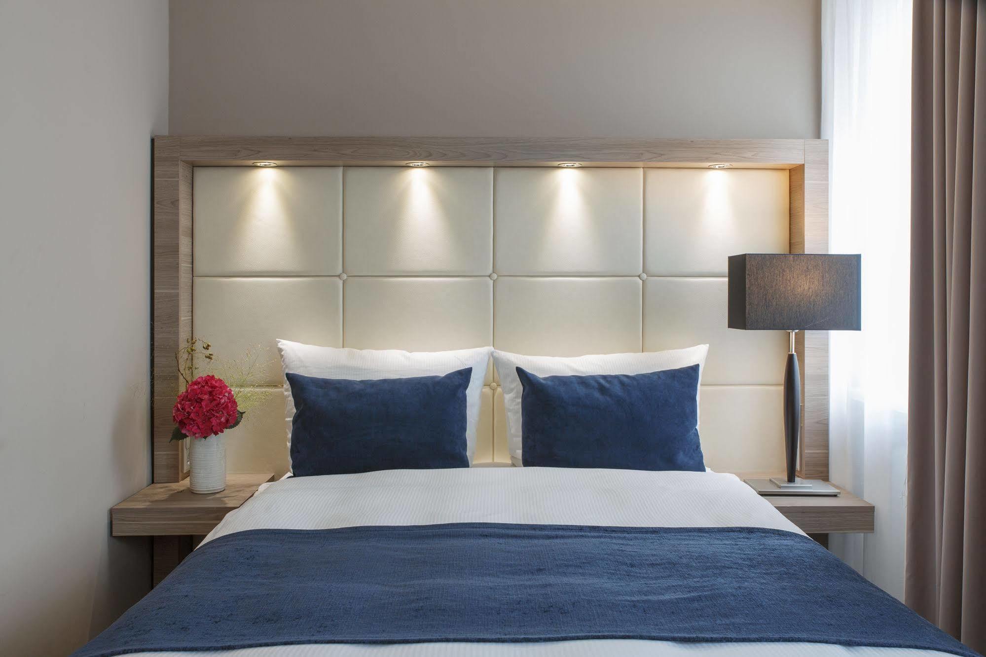 The Alex Hotel Freiburg im Breisgau Dış mekan fotoğraf